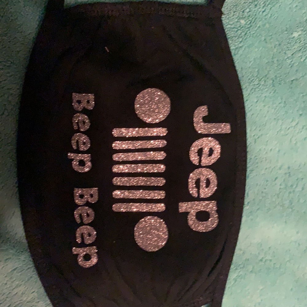 Brand new facemask - Picture 2 of 2